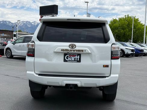 Used 2023 Toyota 4Runner 40th Anniversary SE AWD/4WD image 7
