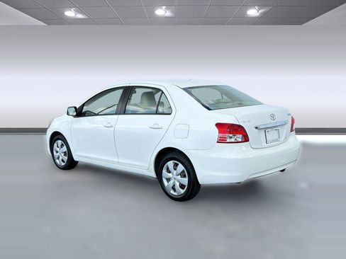 Used 2008 Toyota Yaris Sedan FWD image 3