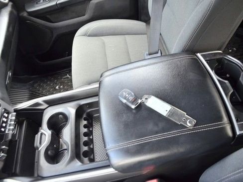 Used 2022 RAM 1500 Big Horn image 25