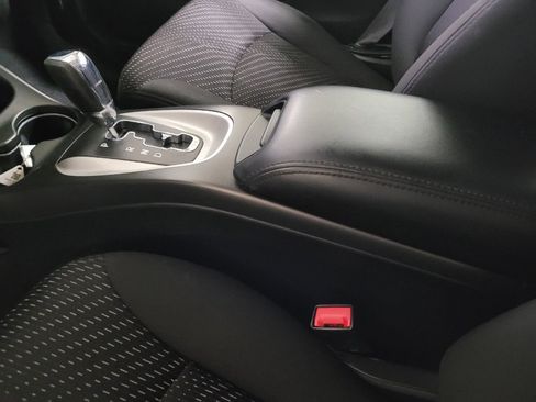Used 2020 Dodge Journey SE FWD image 26