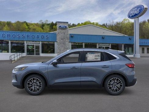 New 2025 Ford Escape SE w/ PHEV Premium Package image 3