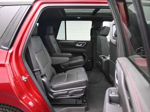 Used 2023 Chevrolet Tahoe RST w/ Sport Performance Package image 12