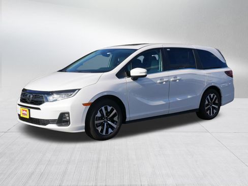 New 2026 Honda Odyssey EX-L image 3