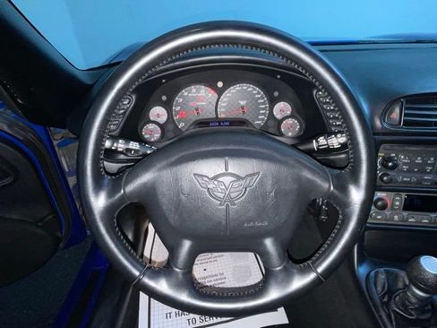 Used 2002 Chevrolet Corvette Z06 w/ Memory Pkg RWD image 16