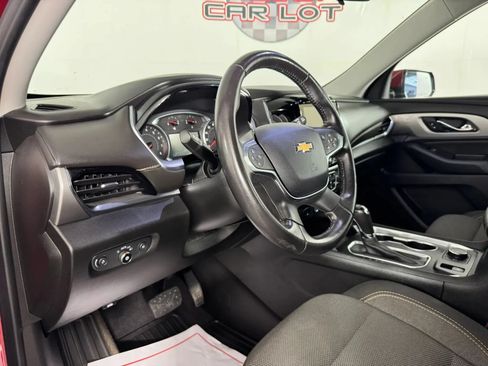 Used 2019 Chevrolet Traverse LT AWD/4WD image 10