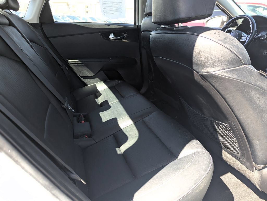 Used 2021 Kia Forte EX FWD image 31