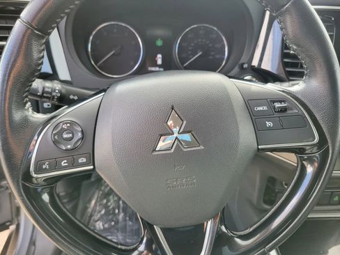 Used 2020 Mitsubishi Outlander SEL image 24