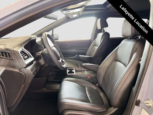 Used 2023 Honda Odyssey Sport image 13