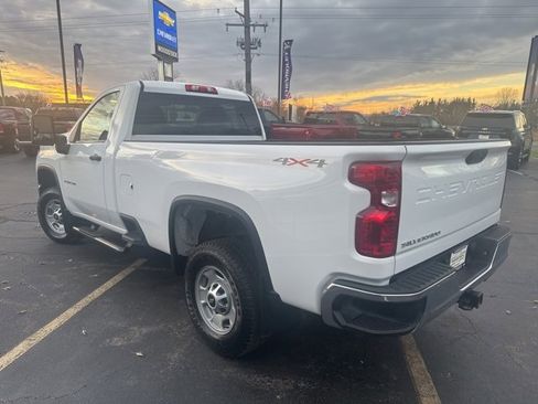 Used 2025 Chevrolet Silverado 2500 W/T w/ WT Convenience Package image 5