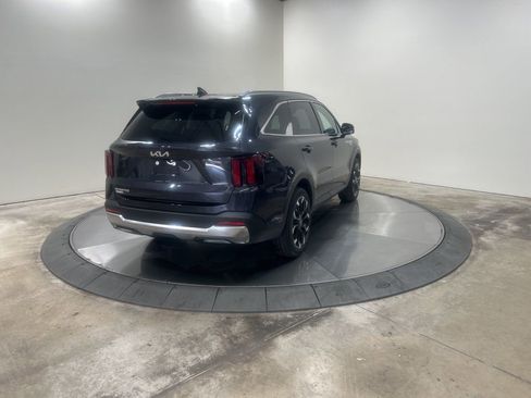 New 2025 Kia Sorento EX w/ Panoramic Sunroof Package image 5