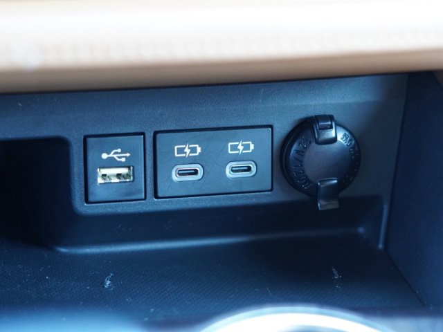 Used 2023 Toyota Highlander Platinum FWD image 35