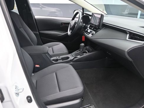 Used 2024 Toyota Corolla LE image 25