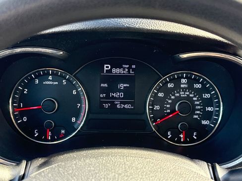 Used 2017 Kia Forte LX image 16