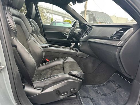 Used 2019 Volvo XC90 T6 R-Design w/ Advanced Package image 9