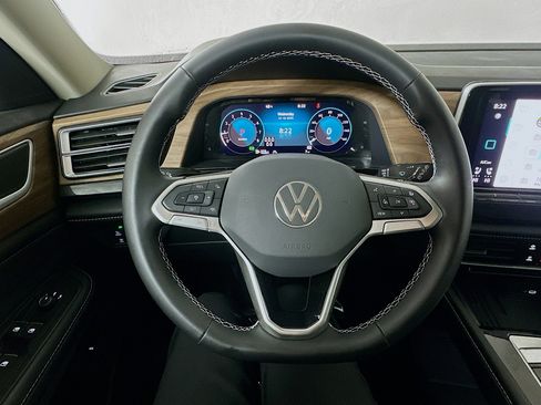 New 2026 Volkswagen Atlas SE image 11
