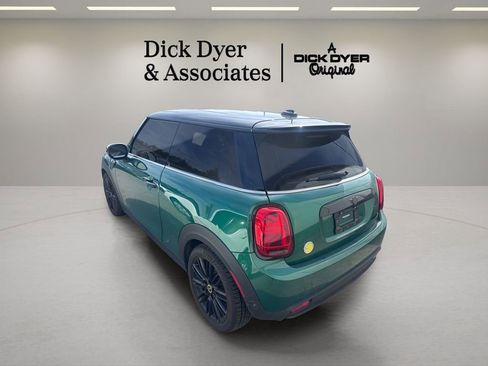 Used 2022 MINI Cooper SE image 6