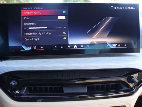 Used 2025 BMW M440i Coupe w/ Parking Assistance Package RWD image 29