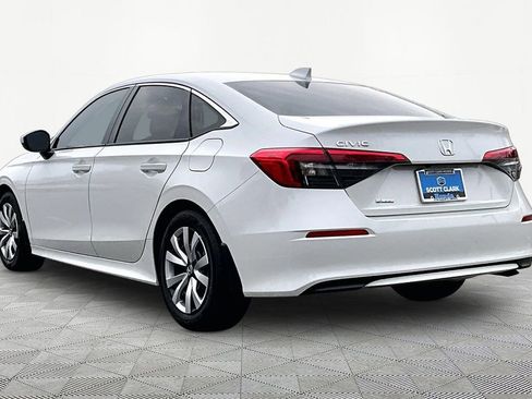 Used 2024 Honda Civic LX image 5