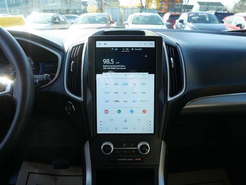 Used 2021 Ford Edge SEL w/ Cargo Accessory Package image 13