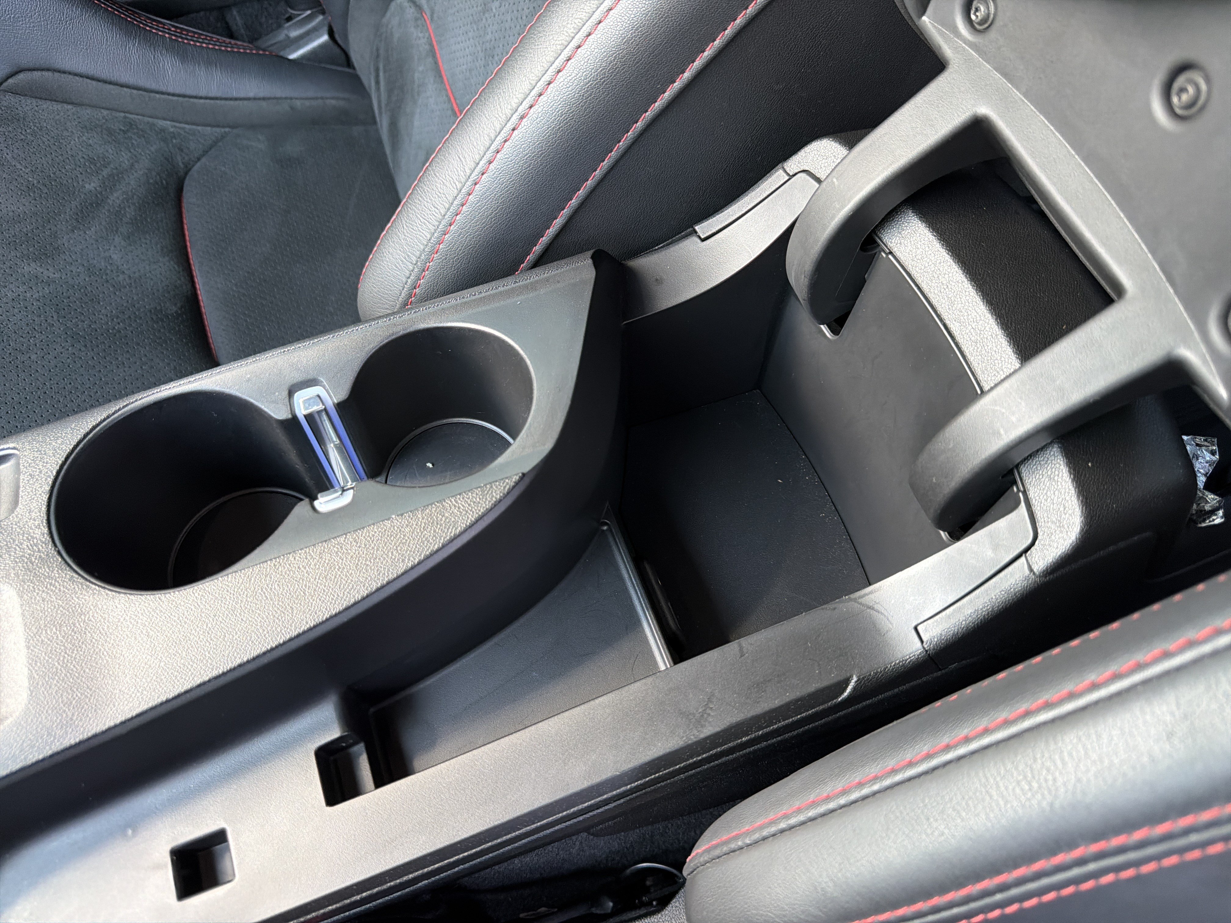 Used 2020 Chevrolet Camaro ZL1 RWD image 40
