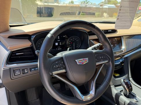 Certified 2024 Cadillac XT6 Premium Luxury w/ Platinum Package AWD/4WD image 33