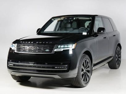 New 2025 Land Rover Range Rover SE