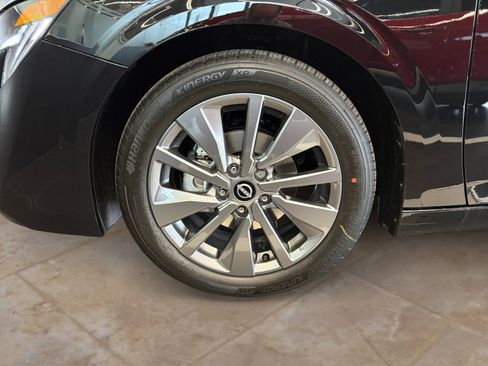 New 2026 Nissan Sentra SL FWD image 31