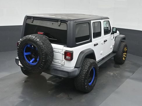 Used 2019 Jeep Wrangler Unlimited Sport S AWD/4WD image 38