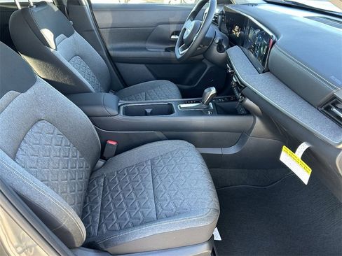 New 2026 Nissan Kicks SV image 9