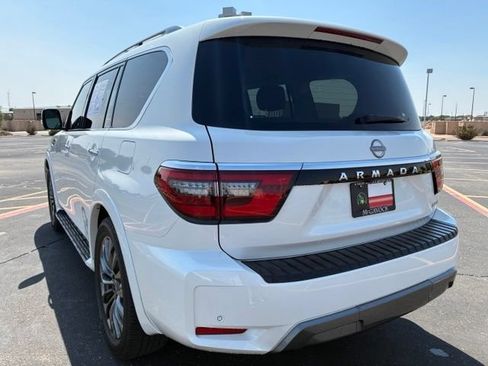 Certified 2024 Nissan Armada Platinum w/ Captain's Chairs Package RWD image 4