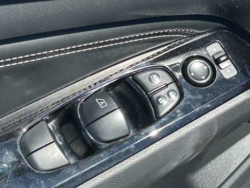 Used 2023 Nissan Altima 2.5 SL FWD image 29