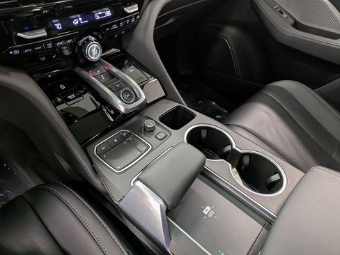 Used 2023 Acura MDX SH-AWD w/ Technology Package image 13