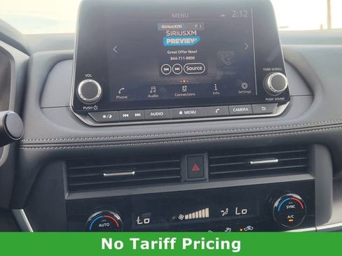 Certified 2025 Nissan Rogue SV image 15