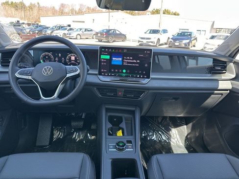New 2026 Volkswagen Tiguan SE AWD/4WD image 12