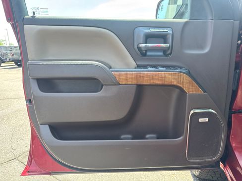 Used 2018 GMC Sierra 1500 SLT AWD/4WD image 14