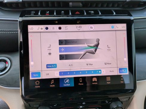 New 2025 Jeep Grand Cherokee Limited image 25