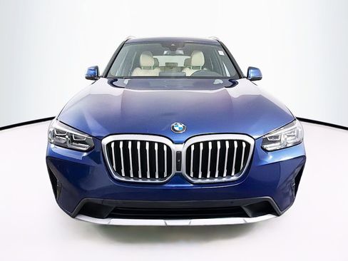 Used 2024 BMW X3 xDrive30i w/ Premium Package AWD/4WD image 2