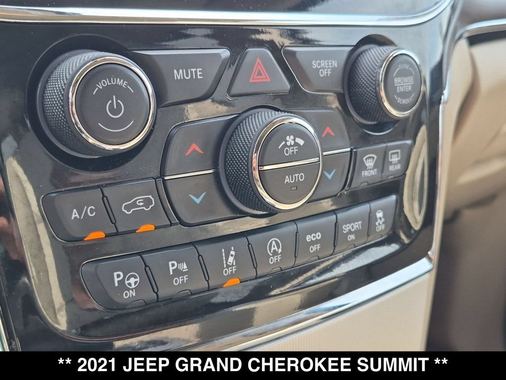 Used 2021 Jeep Grand Cherokee Summit AWD/4WD image 24