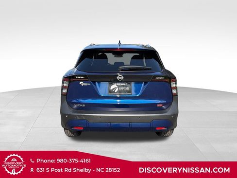 Certified 2025 Nissan Kicks SR FWD image 7