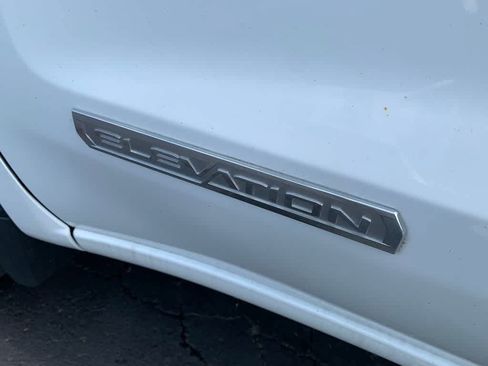 Certified 2023 GMC Sierra 1500 Elevation AWD/4WD image 9