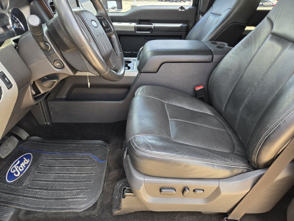 Used 2014 Ford F250 Lariat w/ Lariat Ultimate Package AWD/4WD image 15