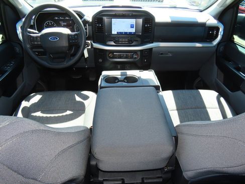 Used 2017 Ford F150 XLT w/ Equipment Group 302A Luxury image 23