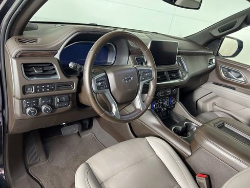 Used 2022 Chevrolet Tahoe Z71 w/ Z71 Off-Road Package image 21