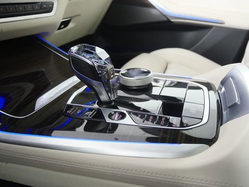 Certified 2023 BMW X5 sDrive40i w/ Executive Package image 24