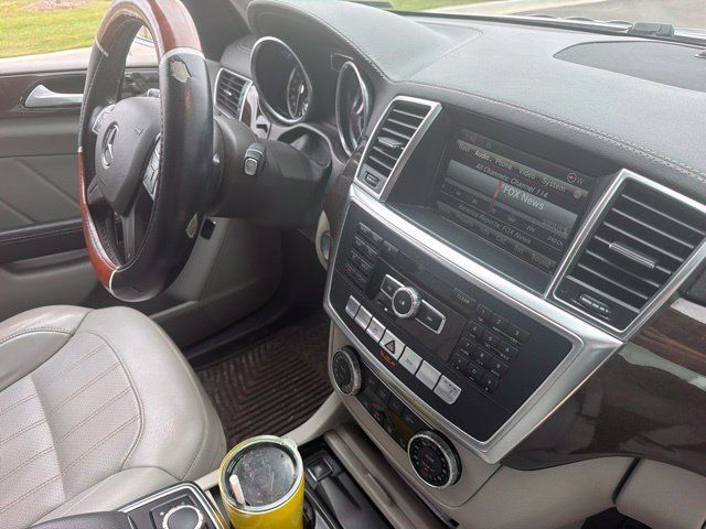 Used 2015 Mercedes-Benz GL 450 4MATIC image 17