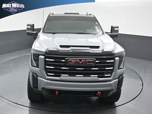 Used 2024 GMC Sierra 2500 AT4 w/ AT4 Premium Plus Package image 10