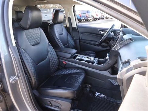 Certified 2024 Ford Edge Titanium image 26