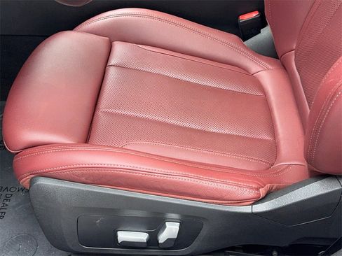 Used 2022 BMW i4 eDrive40 image 37