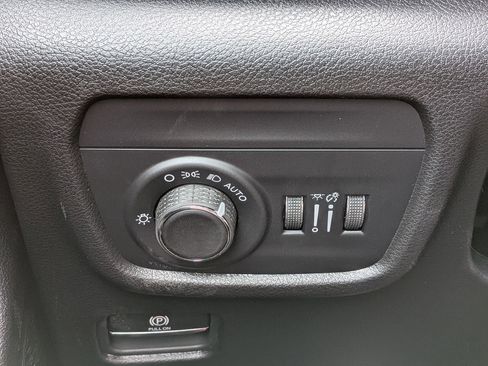 New 2026 Jeep Grand Cherokee 4WD image 17