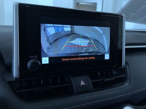 Certified 2024 Toyota RAV4 XLE image 27